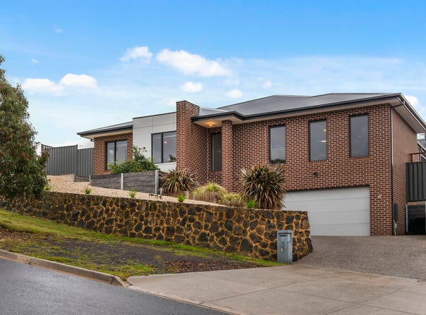 4 Darley Drive, Darley, Vic 3340