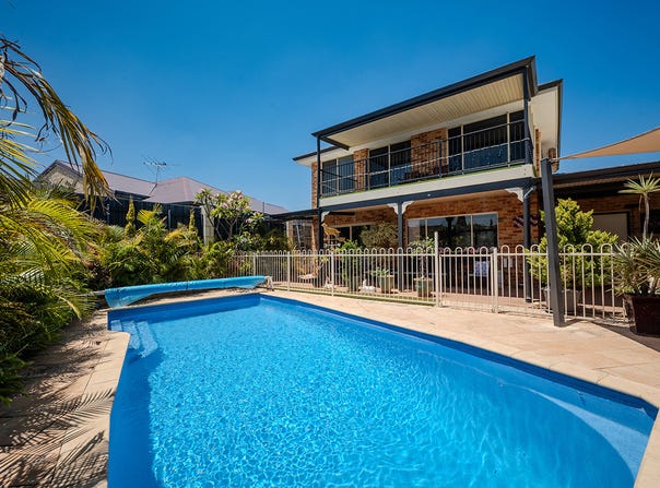 17 Ferndale Corner, Mindarie, WA 6030
