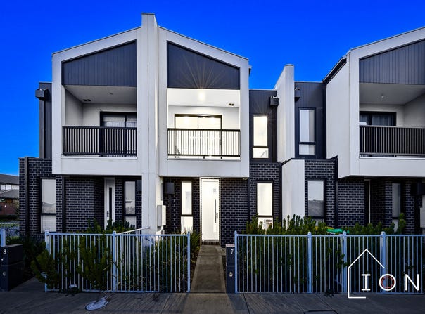 7 Eifel Walk, Clyde, Vic 3978