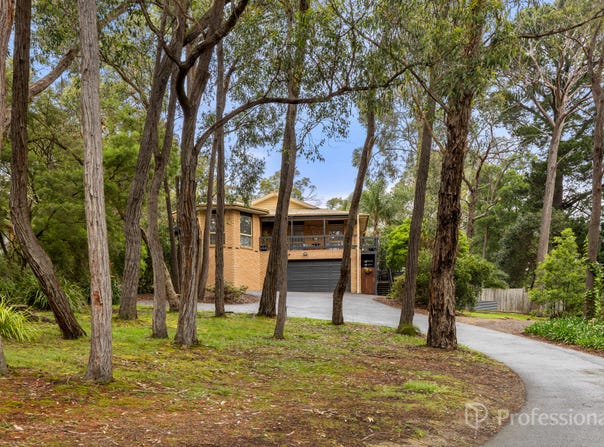 32 Currajong Avenue, Mount Evelyn, Vic 3796