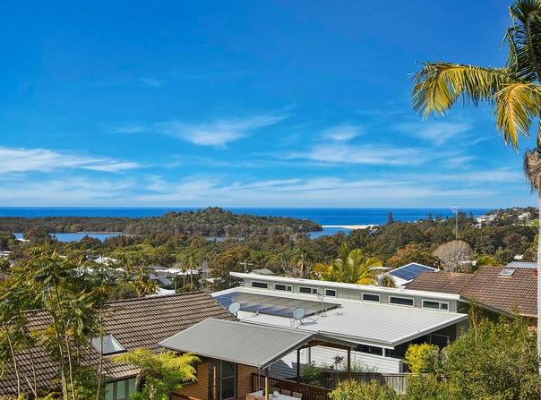 28 Reads Road, Wamberal, NSW 2260