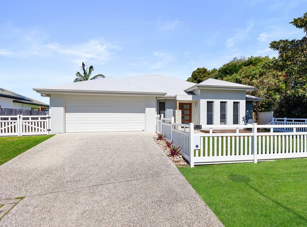 5 Ludwig Court, Pelican Waters, Qld 4551