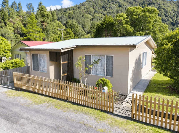 20 Lambert Street, Queenstown, Tas 7467