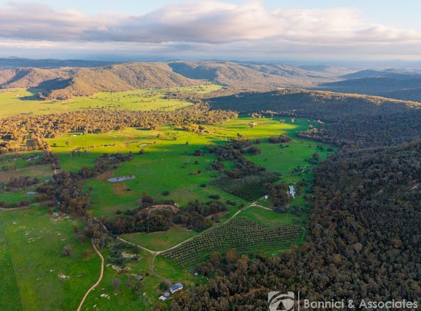117 Sugarloaf Lane, Beechworth, Vic 3747