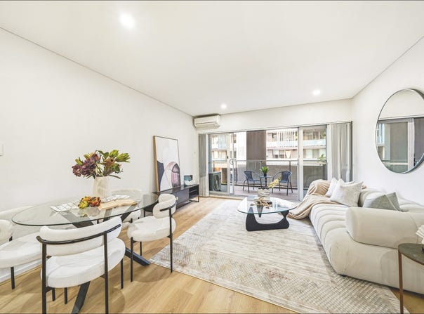 10/4 Charles St, Canterbury, NSW 2193