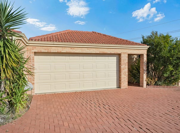 3/14 Stephen Street, Queens Park, WA 6107