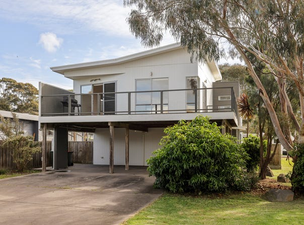 2 Chloe Close, Cowes, Vic 3922