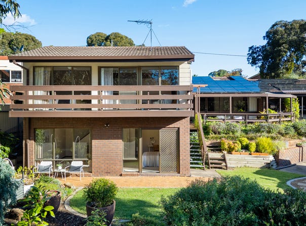 4 University Way, Bellevue Heights, SA 5050
