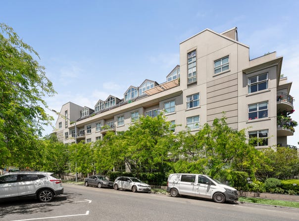 207/26 Queens Road, Melbourne, Vic 3004