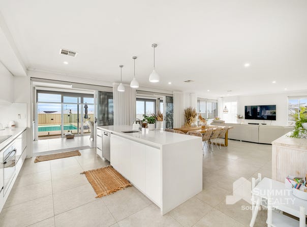 16 Eckersley Way, Australind, WA 6233
