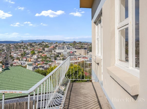 4/9A Hillside Crescent, West Launceston, Tas 7250