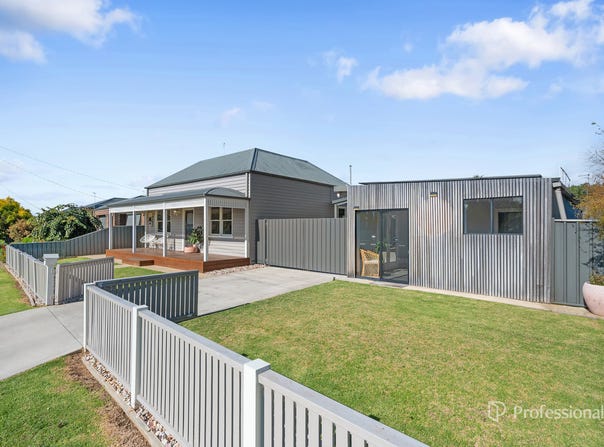12 Hope Street, Maryborough, Vic 3465