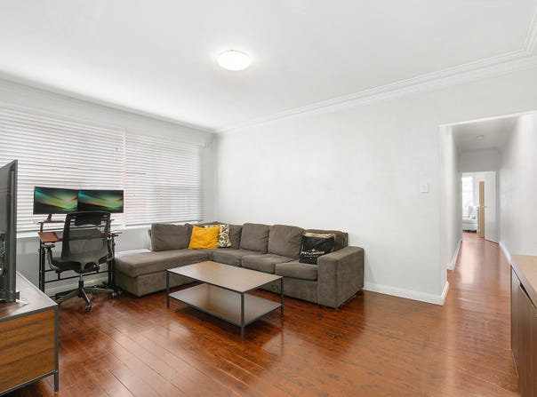 2/13 Denman Avenue, Wiley Park, NSW 2195