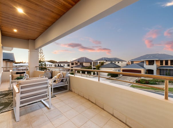 35 Mustique Crescent, Hillarys, WA 6025