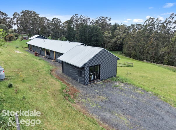21 Castle Street, Mirboo North, Vic 3871