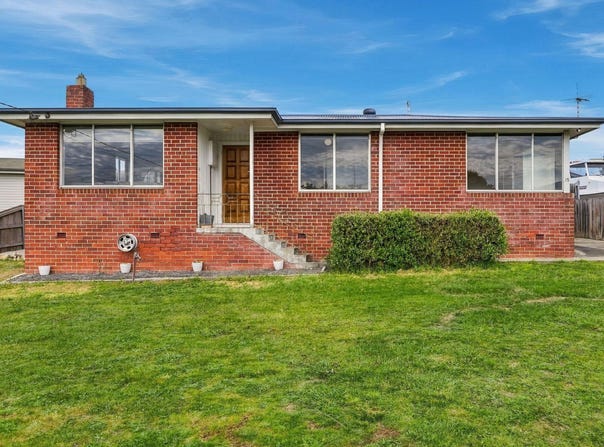 15 Delange Place, Claremont, Tas 7011
