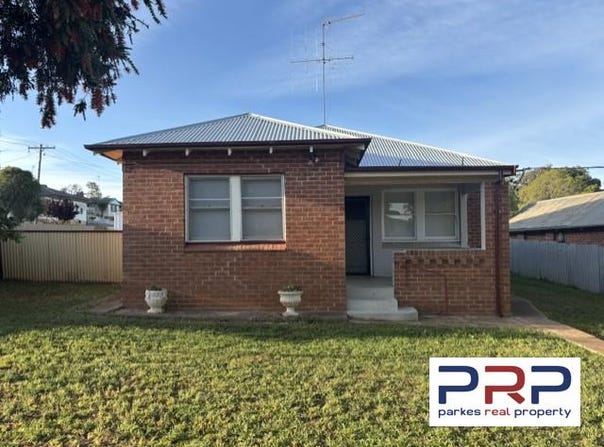 36 Thomas Street, Parkes, NSW 2870