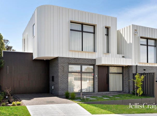 2 Fokker Street, Strathmore Heights, Vic 3041