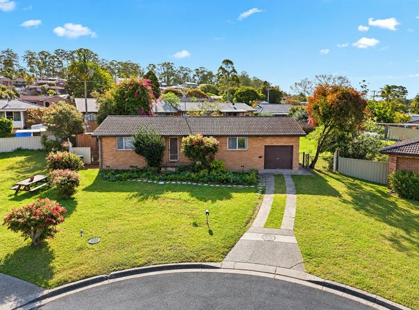 8 Nioka Place, Taree, NSW 2430