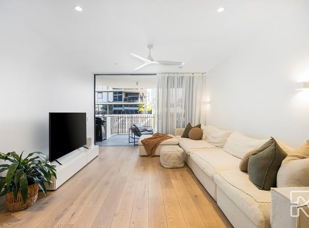 309/28 Austin Street, Newstead, Qld 4006