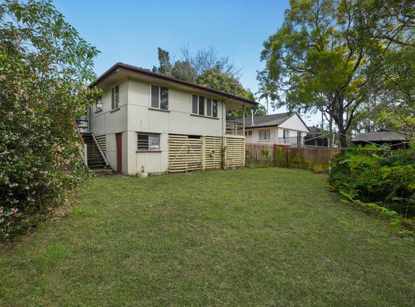 7 Skyline Drive, Kingston, Qld 4114