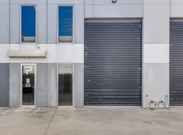 8 Carpenter Close, Cranbourne West, Vic 3977