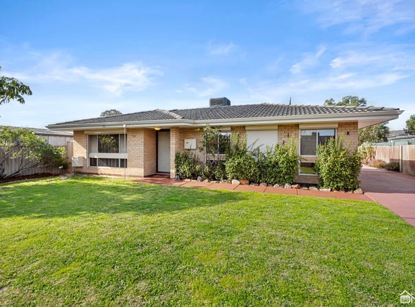 15 Willowmead Way, Kelmscott, WA 6111