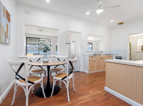 453 Kotthoff Street, Lavington, NSW 2641