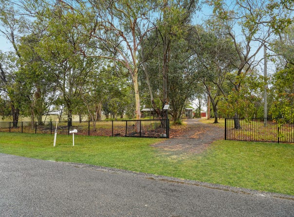 49 Steinhardt Street, Lowood, Qld 4311