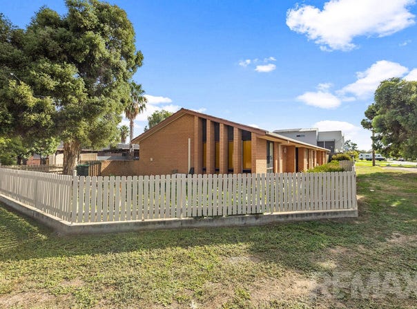 2/26 West Parade, Wagga Wagga, NSW 2650