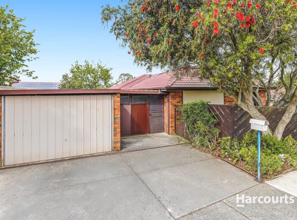 2/5 Inverness Street, Endeavour Hills, Vic 3802