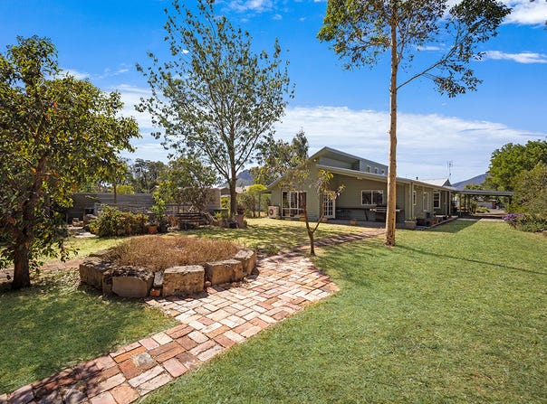 77 Martin Street, Dunkeld, Vic 3294