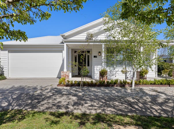 25 Capital Street, Alfredton, Vic 3350