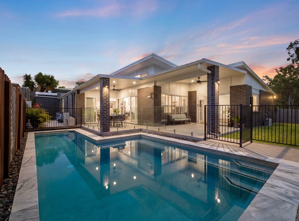 27 Sovereign Drive, Deebing Heights, Qld 4306