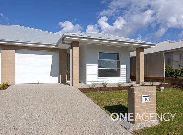 1/16 LAWRENCE AVENUE, Gobbagombalin, NSW 2650