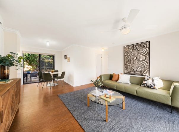 65 Dugdale Street, Cook, ACT 2614