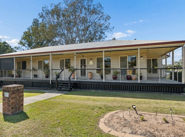 64 Farrell Drive, Walloon, Qld 4306