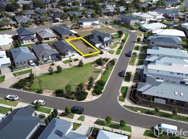 9 Nathalia Way, Eynesbury, Vic 3338