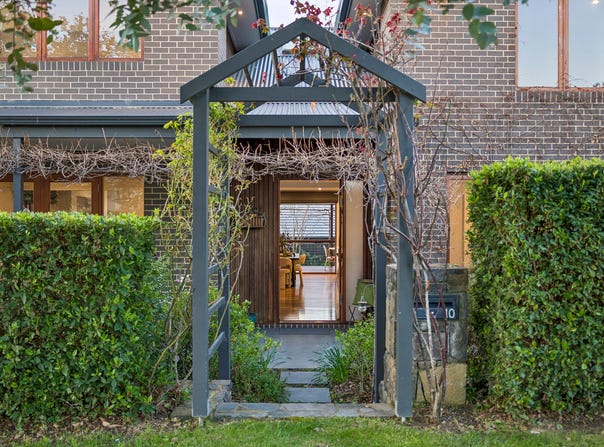 10 Jack Street, Googong, NSW 2620