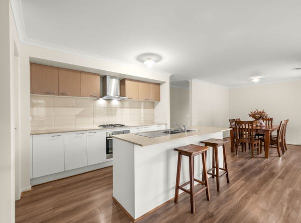 21 Erewhon Avenue, Officer, Vic 3809
