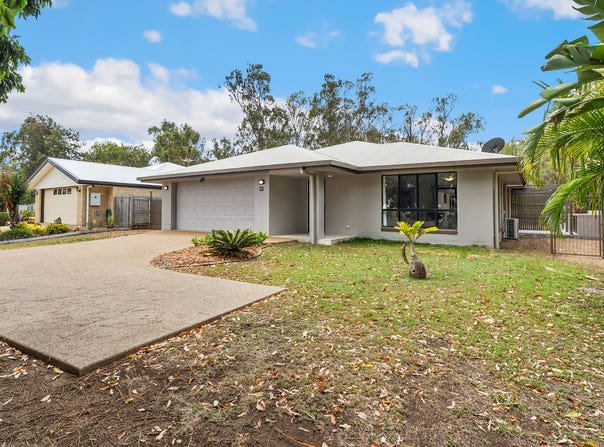 33 Primrose Avenue, Norman Gardens, Qld 4701