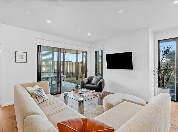 2 Swell Avenue, Skennars Head, NSW 2478