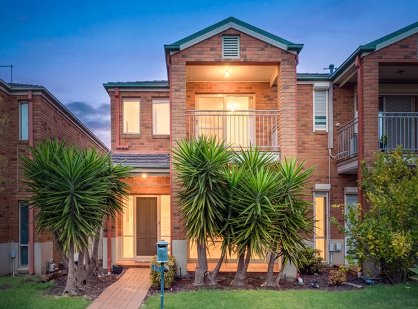 14 The Glades, Taylors Hill, Vic 3037