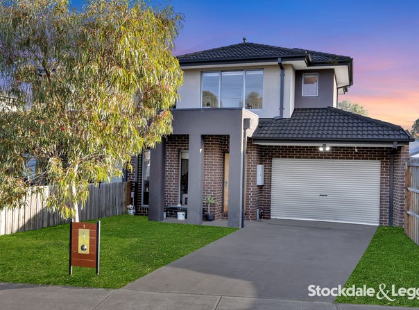 1/8 Eaton Parade, Laverton, Vic 3028
