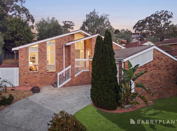 128 Nangathan Way, Croydon North, Vic 3136