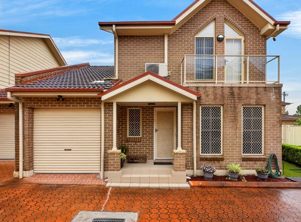 8/5-7 Saywell Road, Macquarie Fields, NSW 2564