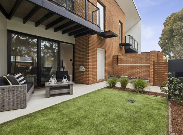 31/1 Rowland Rees Crescent, Greenway, ACT 2900