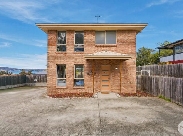 2/5 Emmaline Court, Rokeby, Tas 7019