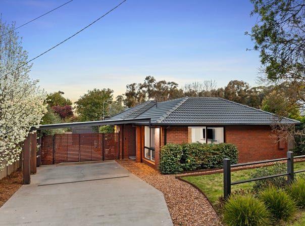 21 Burns Street, Spring Gully, Vic 3550