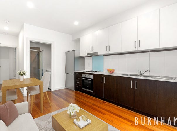 2/98 Nicholson Street, Footscray, Vic 3011